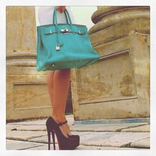 snapette:Killer Louboutins meet killer Birkin (Taken with Snapette) via weiw* Use the Snapette app t