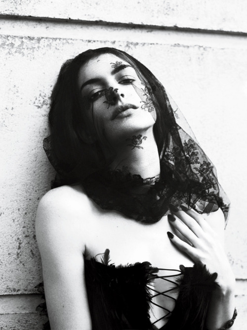 suicideblonde:
“ Anne Hathaway photographed by Mert and Marcus for Interview, September 2011
”