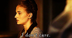lannisnow:  vestergard:  sunnytyler001:  rekkacska:  Sansa is being rude   I wonder