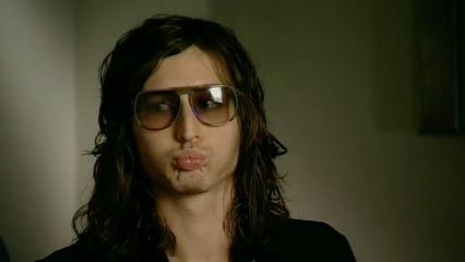 mullofkintyre:  thrillsarecheap:  was the cutest thing on popworld  okay just go