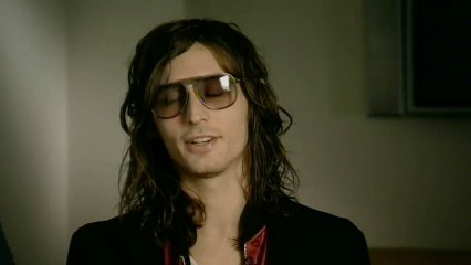 mullofkintyre:  thrillsarecheap:  was the cutest thing on popworld  okay just go
