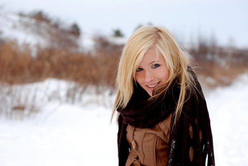 sexncomics:  sexncomics:  nazry:  She’s gorgeous!  Yes, she is.  Reblog, ‘cause she’s really gorgeous…
