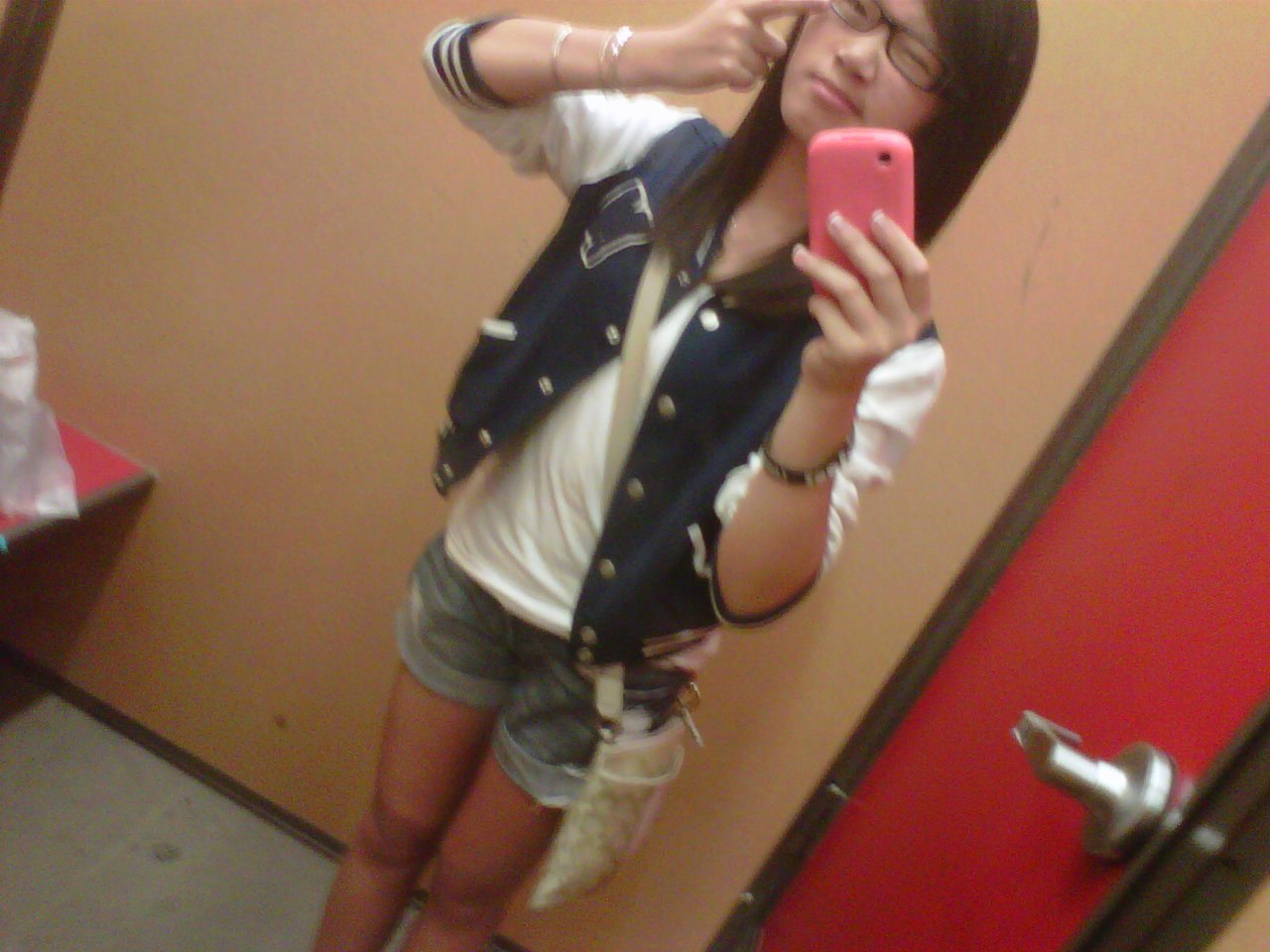jirina-pham:  outfit of the day [: 