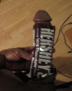 playboydreamz: playboydreamz:   A REAL HERSHEY DICK  CHOCOLATE BAR    NOW THAT’S HOW YOU FUCKEN ADVERTISE!!!!!  