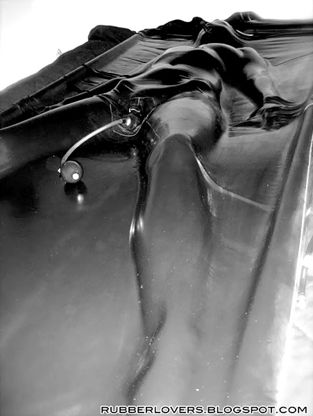 69factory:  Rubber Lovers