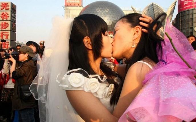 gay-men:  These couples in Wuhan, China married publicly as a form of activism on