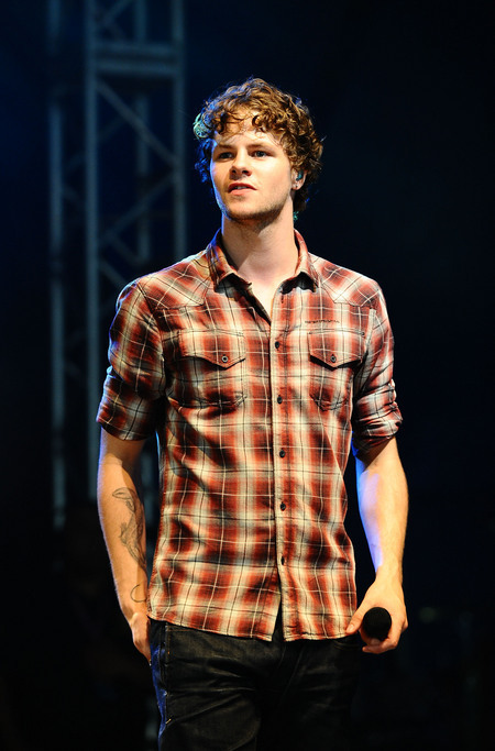 smilingw0nthideit:  Jay at the V Festival 2011. 