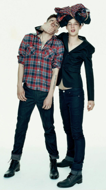 c-igarette:  Cole Mohr. Ash stymest