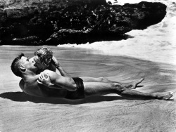 theniftyfifties:  Deborah Kerr and Burt Lancaster in ‘From Here to Eternity’, 1953. 
