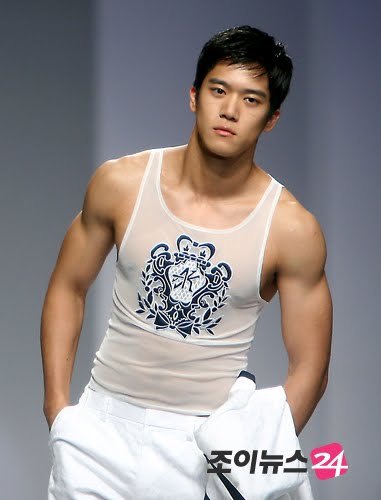 Ha Seok Jin 河錫辰