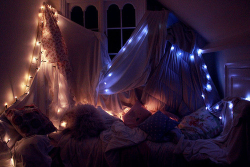 fujifu:  I love building forts, haha 