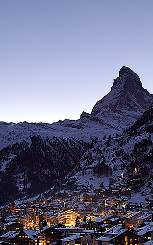 thebeatenpath:  Matterhorn in the evening by salvi_traveller