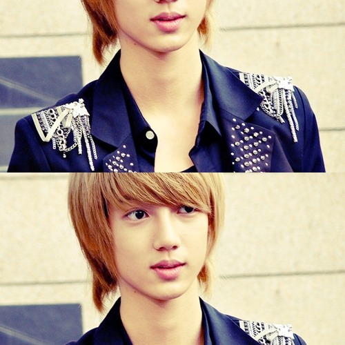 redmarkify:  Youngmin♥