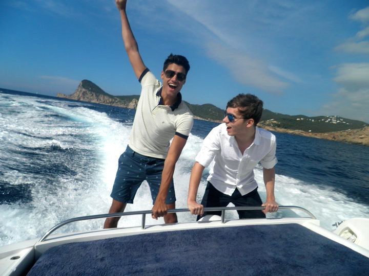 fillthevacancy:  The boys on the set of GYC  