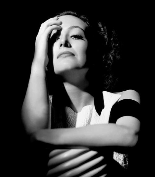 (No order) My favorite sites: Legendary Joan Crawford (All photos are taken from the site)