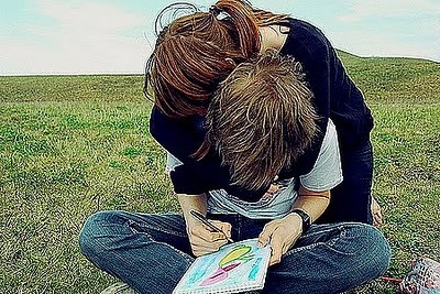   Dizem que o amor é cego e eles não mentem […] pois quando o sentimento é verdadeiro e único […] você é capaz de amar os defeitos e aceitar as diferenças!  