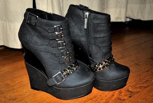 I WANT NEED THESE!