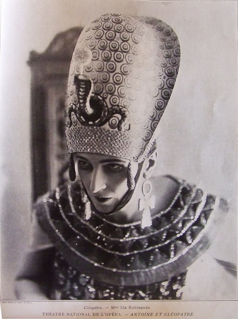 sugarmeows:  Portrait of Ida Rubinstein (Russian, 1885–1960) in costume for Antoine