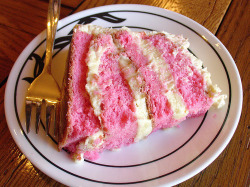 pauinhomeseca:  I LOVE CAKE ♥ 