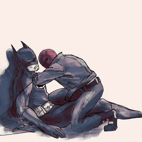 fuckyeahjasontodd: Ssssh he doesn’t want anyone to know he’s helping Bruce to stay alive