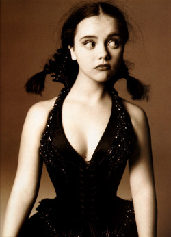 kynky:  Christina Ricci. 