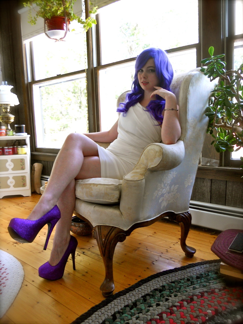 fillydelphia:  candiedunicorns:  took photos of my friend’s rarity cosplay today.