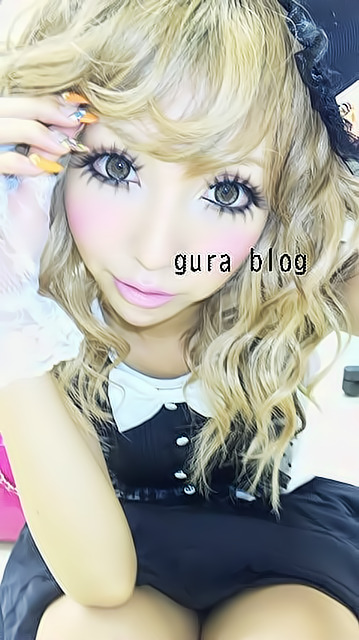 happy-clam:  Gura aka Chika, agemo  eye makeup <3