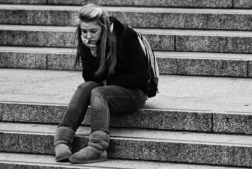 starsaimlessly:  Cansei de tratar essas porras de pessoas de pessoas Como prioridade , e elas me tratarem Como a ultima Opçao . 
