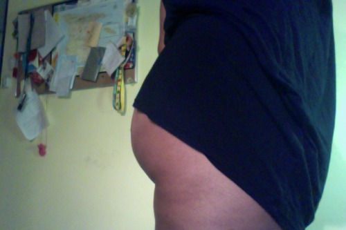 fappingtoporn:  Did I mention I’m not wearing any underwear? I’m sucha tease. 