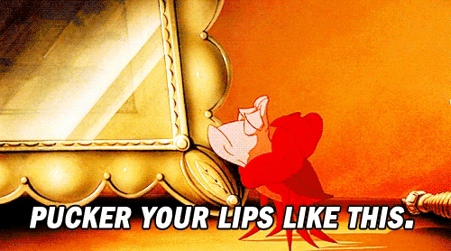 fuckyesanimatedgifs-blog:  How to get that boy to kiss you, according to Sebastian.  