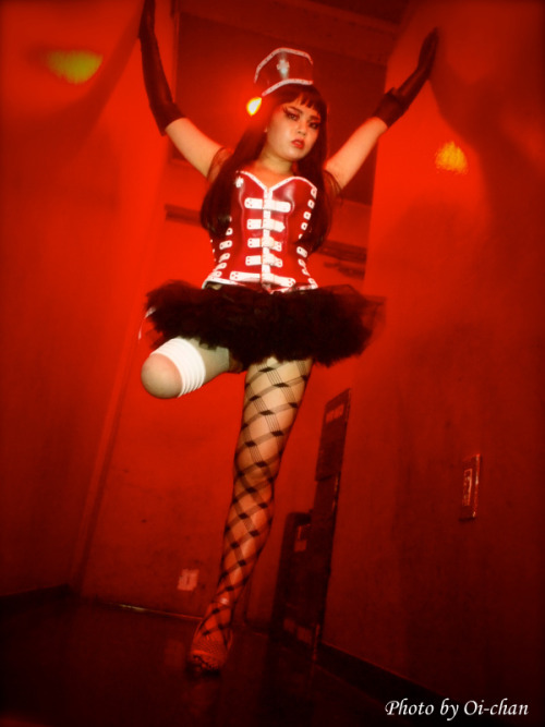 gimico: One leg