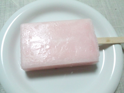salt-roses:  ♥pink & pale club♥ message me if similar♥ 