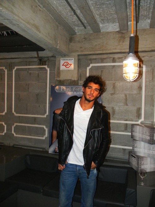 Marlon Teixeira adult photos