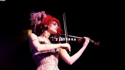 Leekimhoung:  Emilie Autumn 