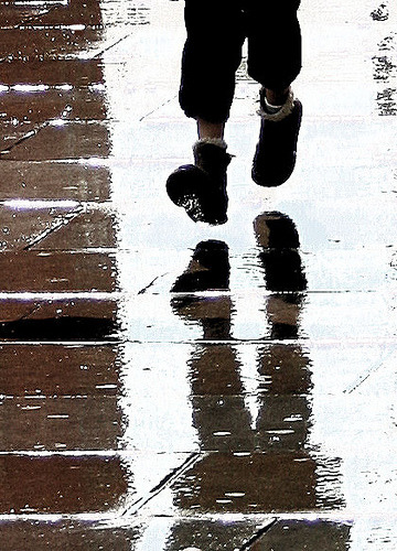 Running Rain by violinconcertono3 on Flickr.