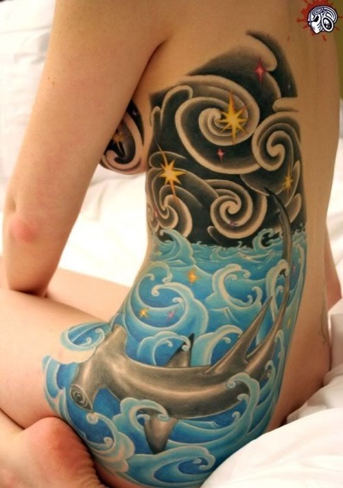 defaultblue:  This is one of the neatest tattoos I’ve ever seen. 