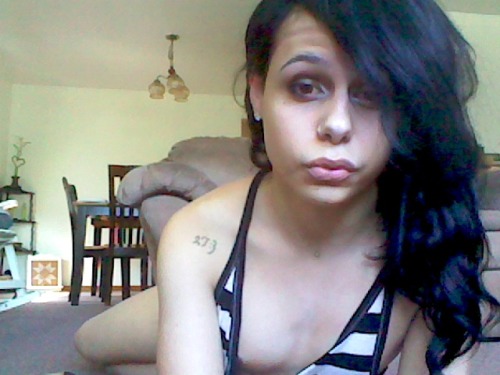 audreyd0ll: messy and idgaf so sexy