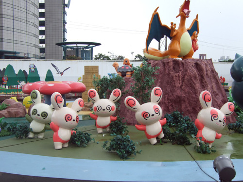 larissalovesyou:  goodvibes808:  brinasaurus:  PokePark! My dream place to go. Lets go! :DD  Why don’t we have this where I live? T_T  One day <3 