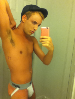 levishanexxx:  My outfit from Fridays underwear night at the Eagle!  Unf. Unf unf unf. Fucking unf.