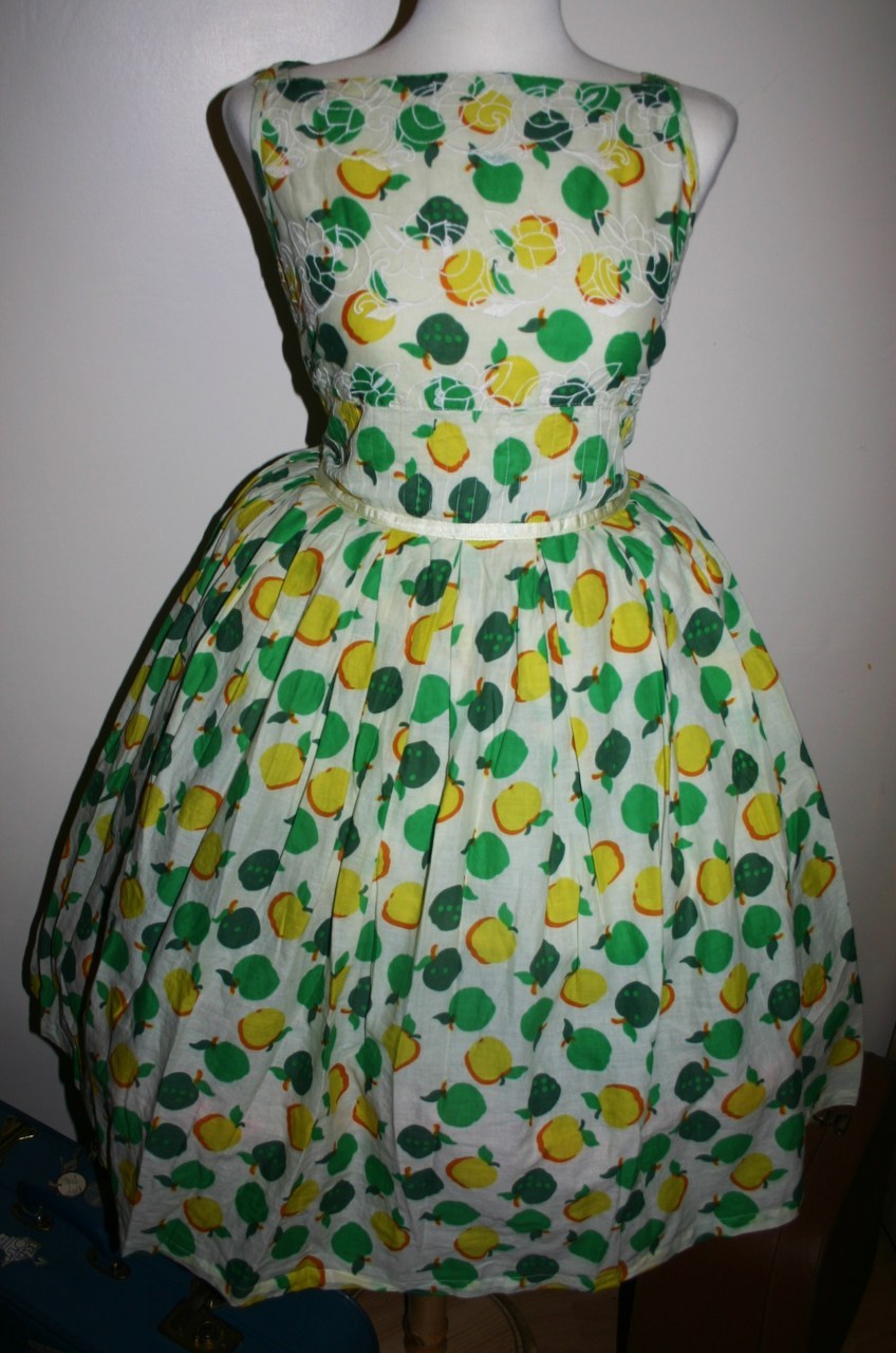 Merry Bobbins Vintage • Apple print dress from River Island. Total 1950s