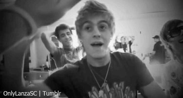 the-only-way-to-feel-blog-deact:  HappyBDayThomas 