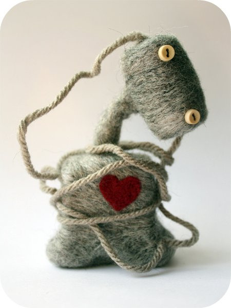 Robot. From the Flickr Photostream of michelleness.First spotted at craftzine here.