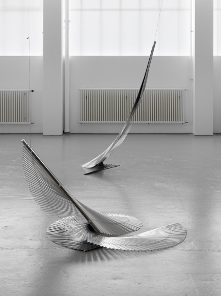 creatio-ex-materia:   by Martin Climent 
