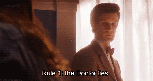 chatterboxrose:  calm-my-heart:  these are the types of things I like. IT’S CALLED CONTINUITY.  I APPLAUD THIS. 
