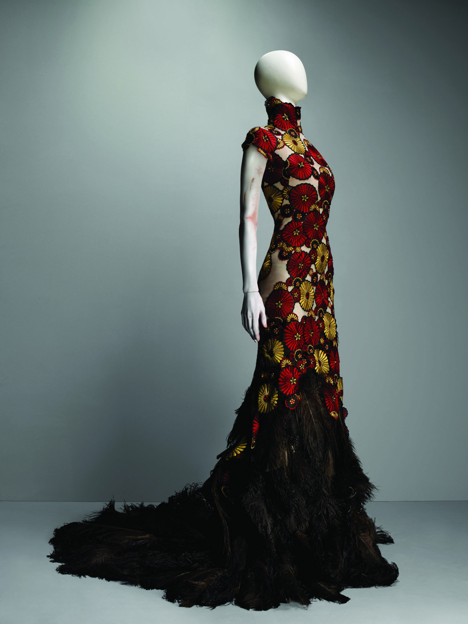 tomeartispure:  These expressive pieces are displayed at the Alexander Mcqueen: Savage