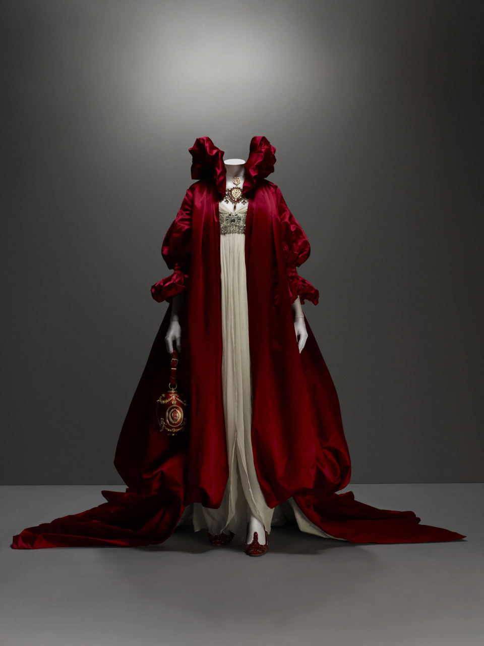 tomeartispure:  These expressive pieces are displayed at the Alexander Mcqueen: Savage