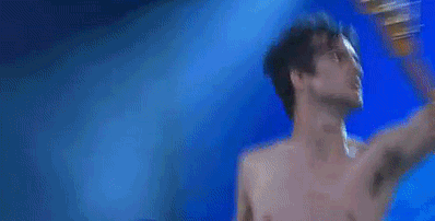 thebrokenglassinmorninglight:   Panic! at the Disco at Reading Festival 2011.  Oh