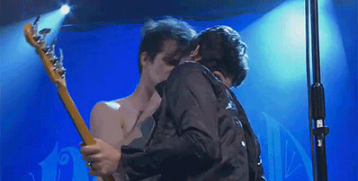 thebrokenglassinmorninglight:   Panic! at the Disco at Reading Festival 2011.  Oh