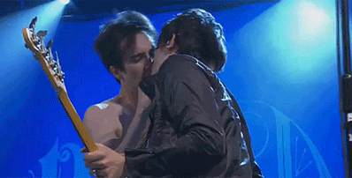 thebrokenglassinmorninglight:   Panic! at the Disco at Reading Festival 2011.  Oh