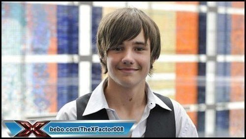 1dgotmecrazy:  When i look at these pictures, i actually get a little emotional, in the first pictur